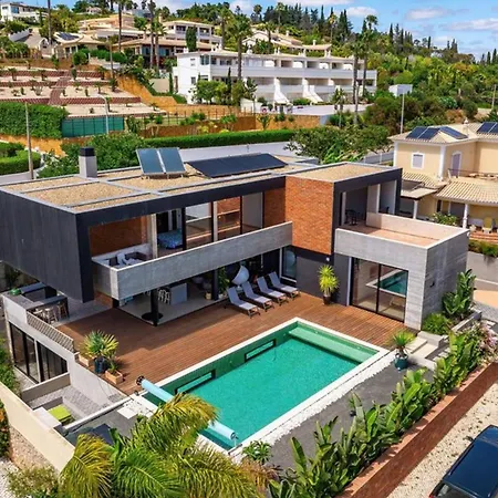 Villa close to Meia Beach pool Villa Lagos